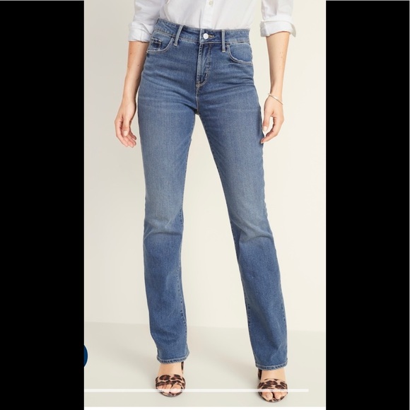 Old Navy Denim - Old Navy Diva High-Waisted Blue Jeans. Size 6